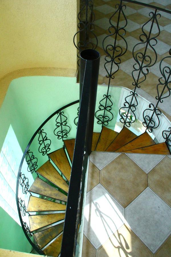 Constancia Hotel Kamianets-Podilskyi Exterior photo